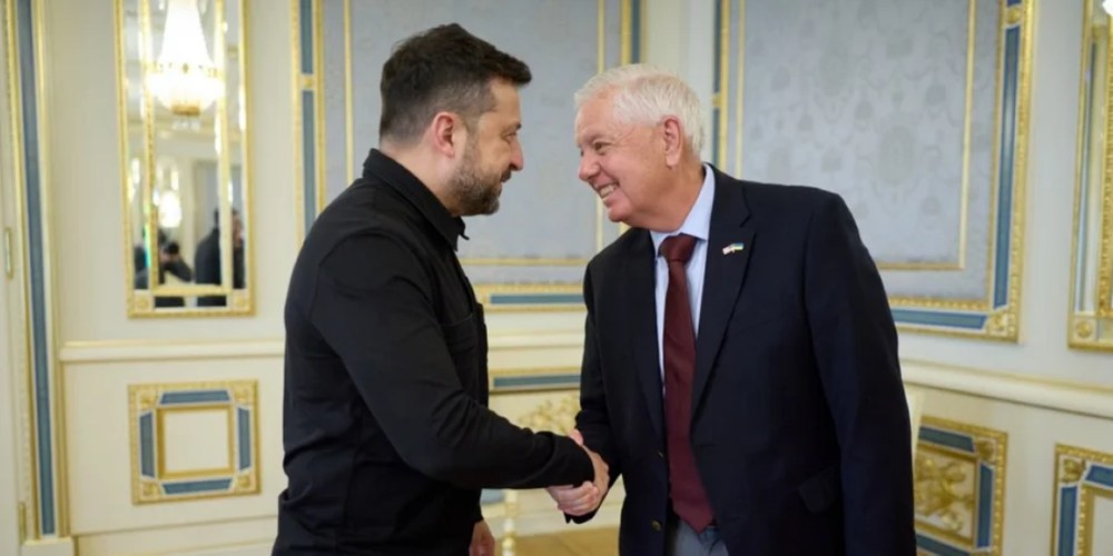 Ліндсі Грем під час одного з публічних візитів
