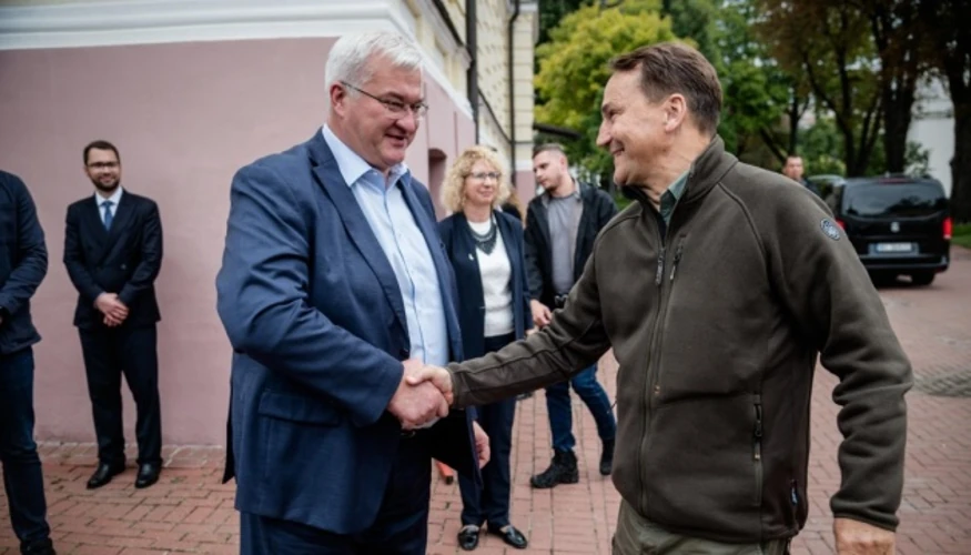 Хронологія кластерів: від позиції Угорщини 1 вересня до заяви Сікорського 13 вересня