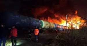 Пасажирські поїзди не курсують через аварію в Єкатеринбурзі